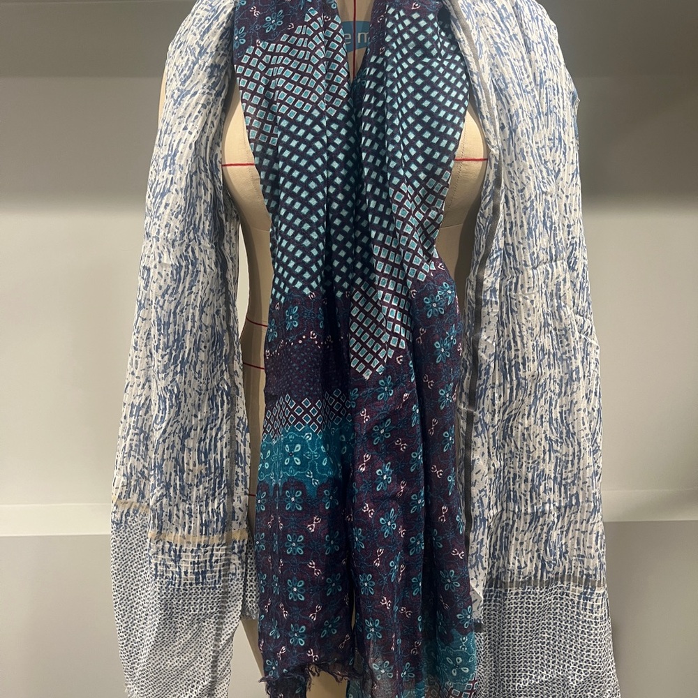 Scarf bundle, new, not worn. Old Navy. Marshall's.